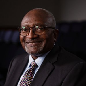 Robert Bullard Ph.D. headshot